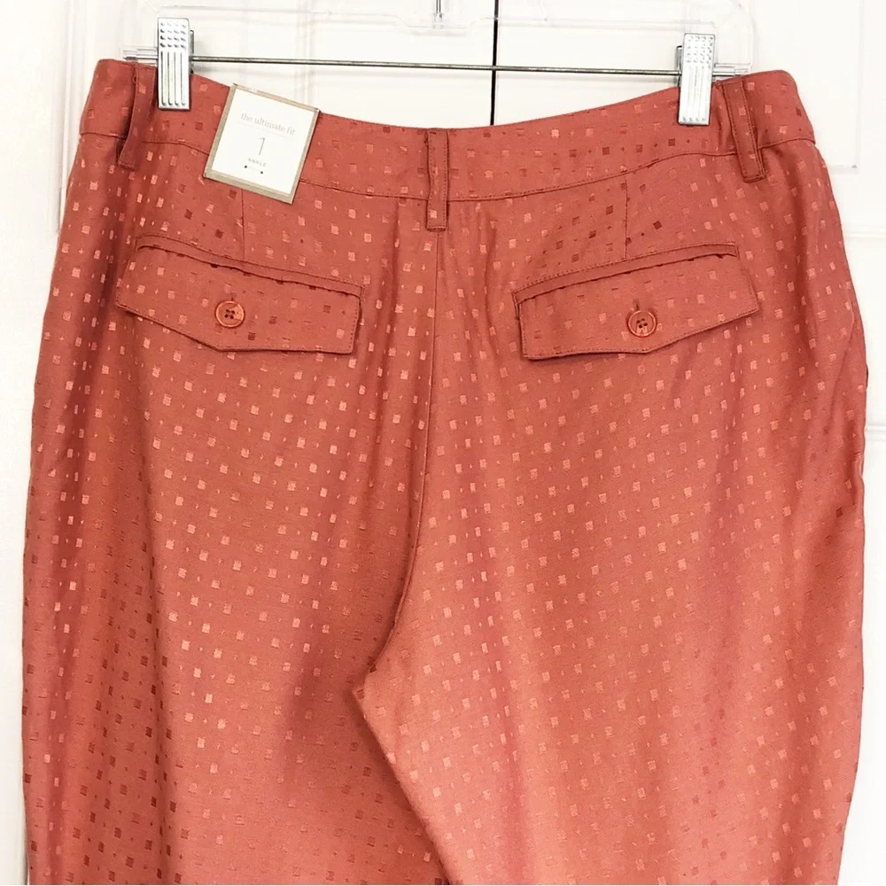 NWT Chico's Agra Red Geo Print Jacquard Pleated Cuff Ankle Pants 8